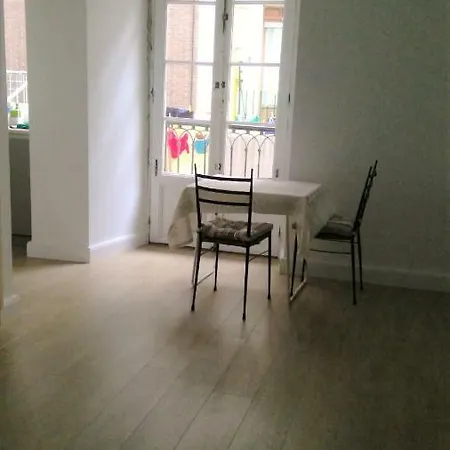 Apartment 7oqd -